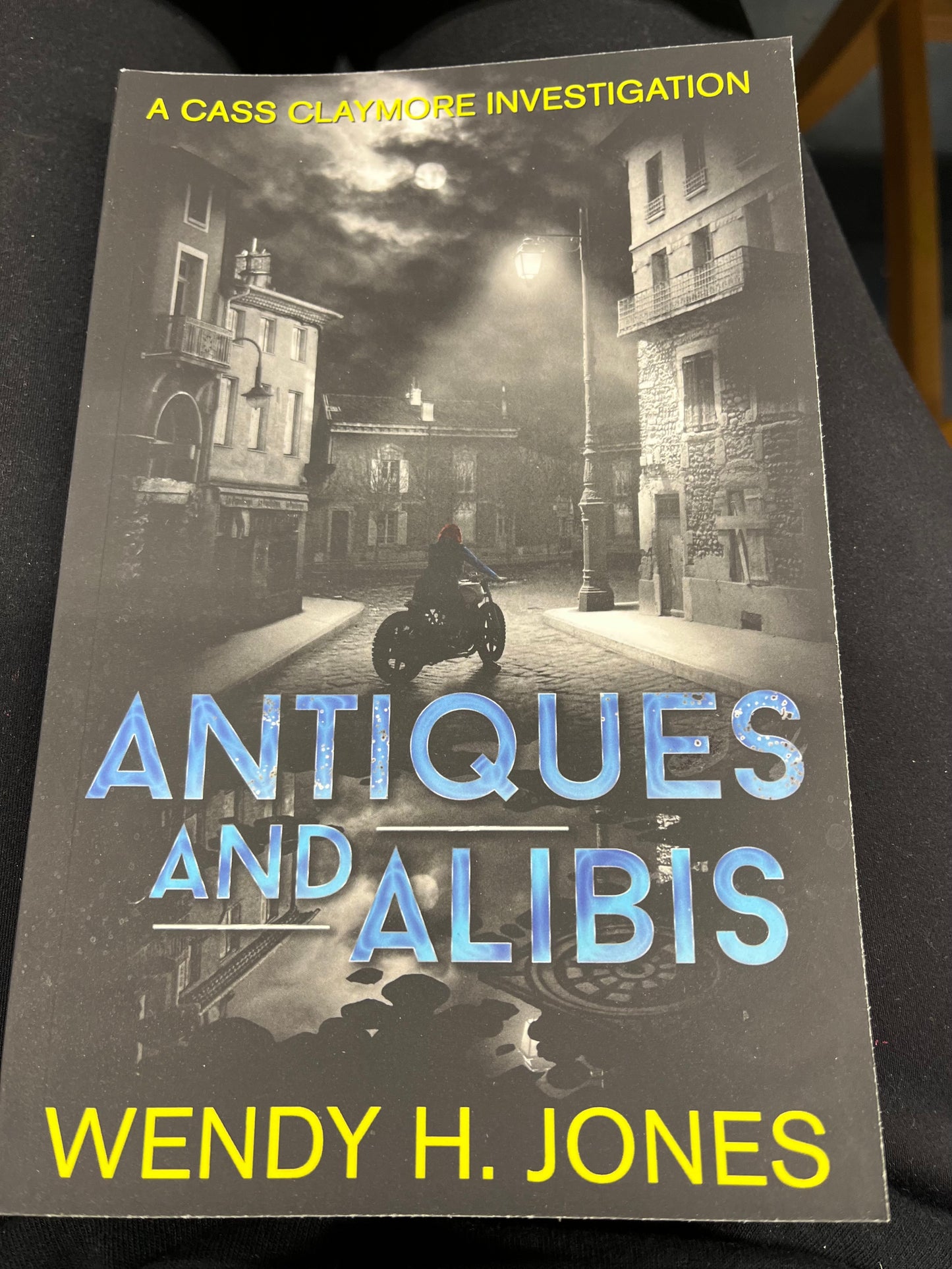 Antiques and Alibis
