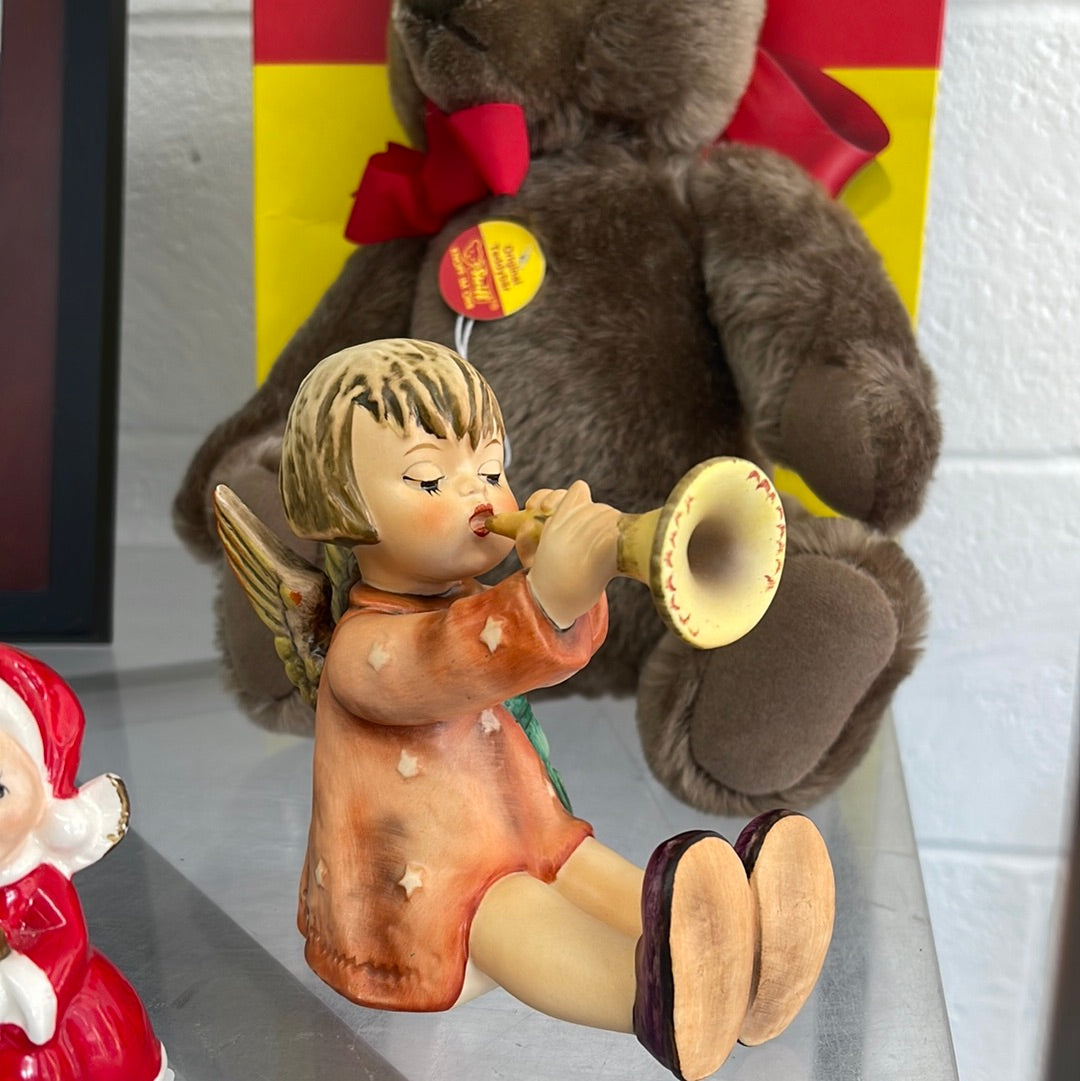 Hummel Angel w/trumpet